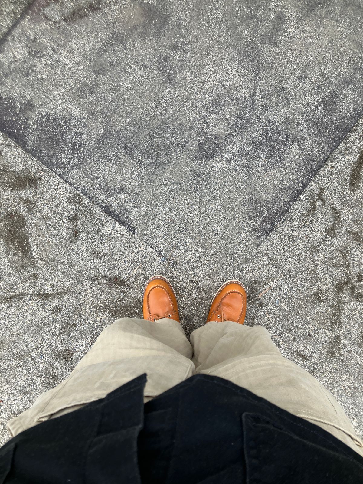 Photo by maru on March 30, 2025 of the Red Wing 6-Inch Classic Moc in S.B. Foot Sequoia Gold Russet.