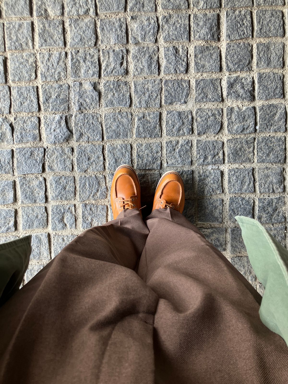 Photo by maru on April 7, 2025 of the Red Wing 6-Inch Classic Moc in S.B. Foot Sequoia Gold Russet.
