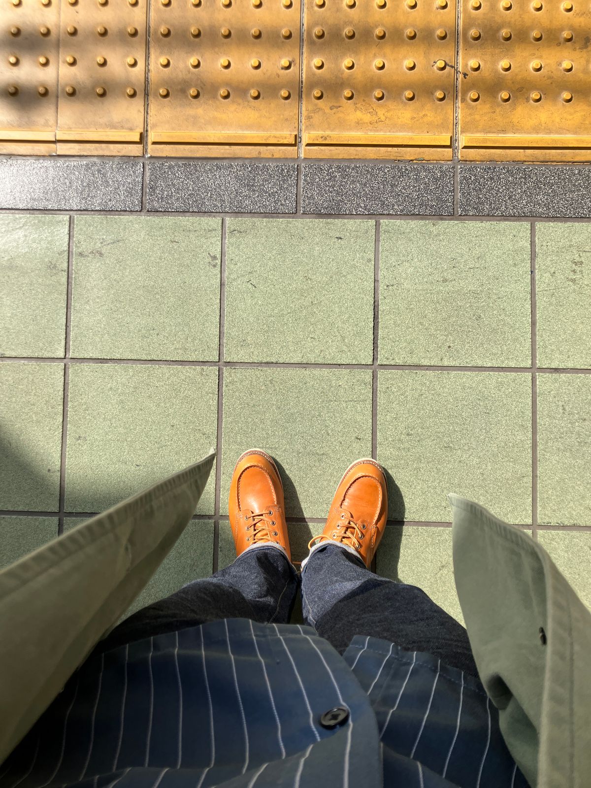 Photo by maru on March 25, 2025 of the Red Wing 6-Inch Classic Moc in S.B. Foot Sequoia Gold Russet.