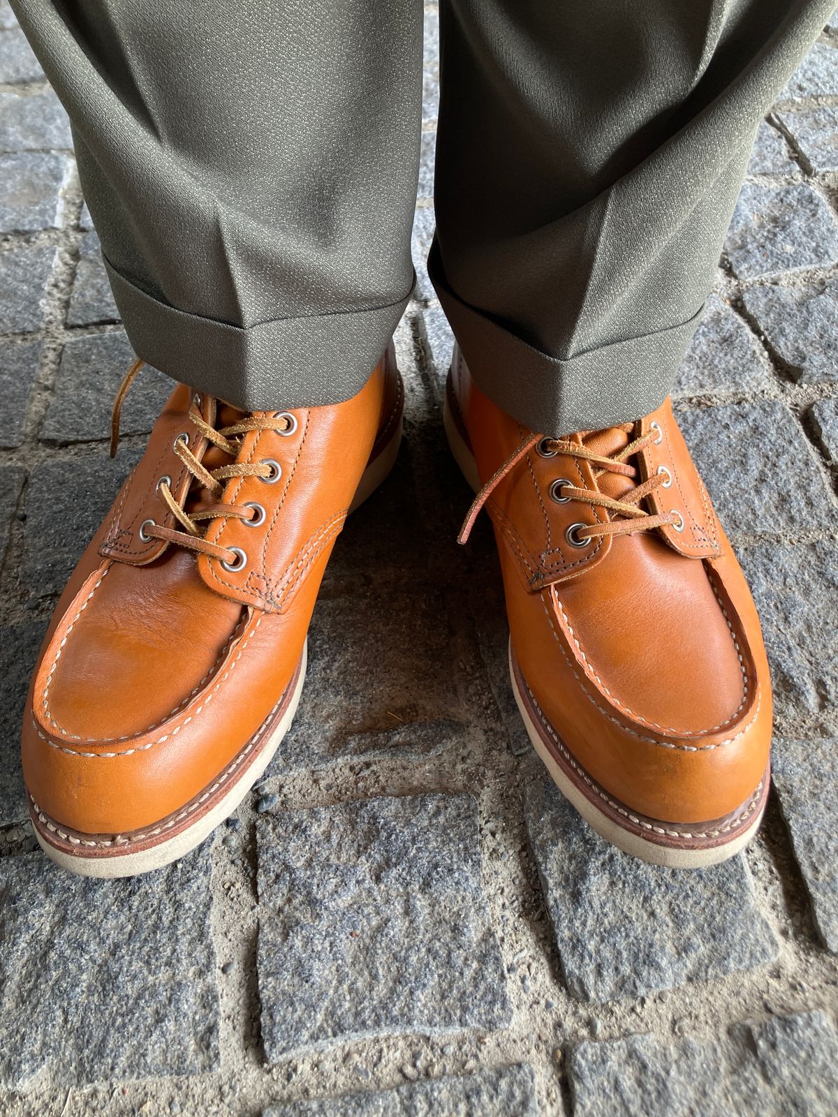Photo by maru on April 8, 2025 of the Red Wing 6-Inch Classic Moc in S.B. Foot Sequoia Gold Russet.