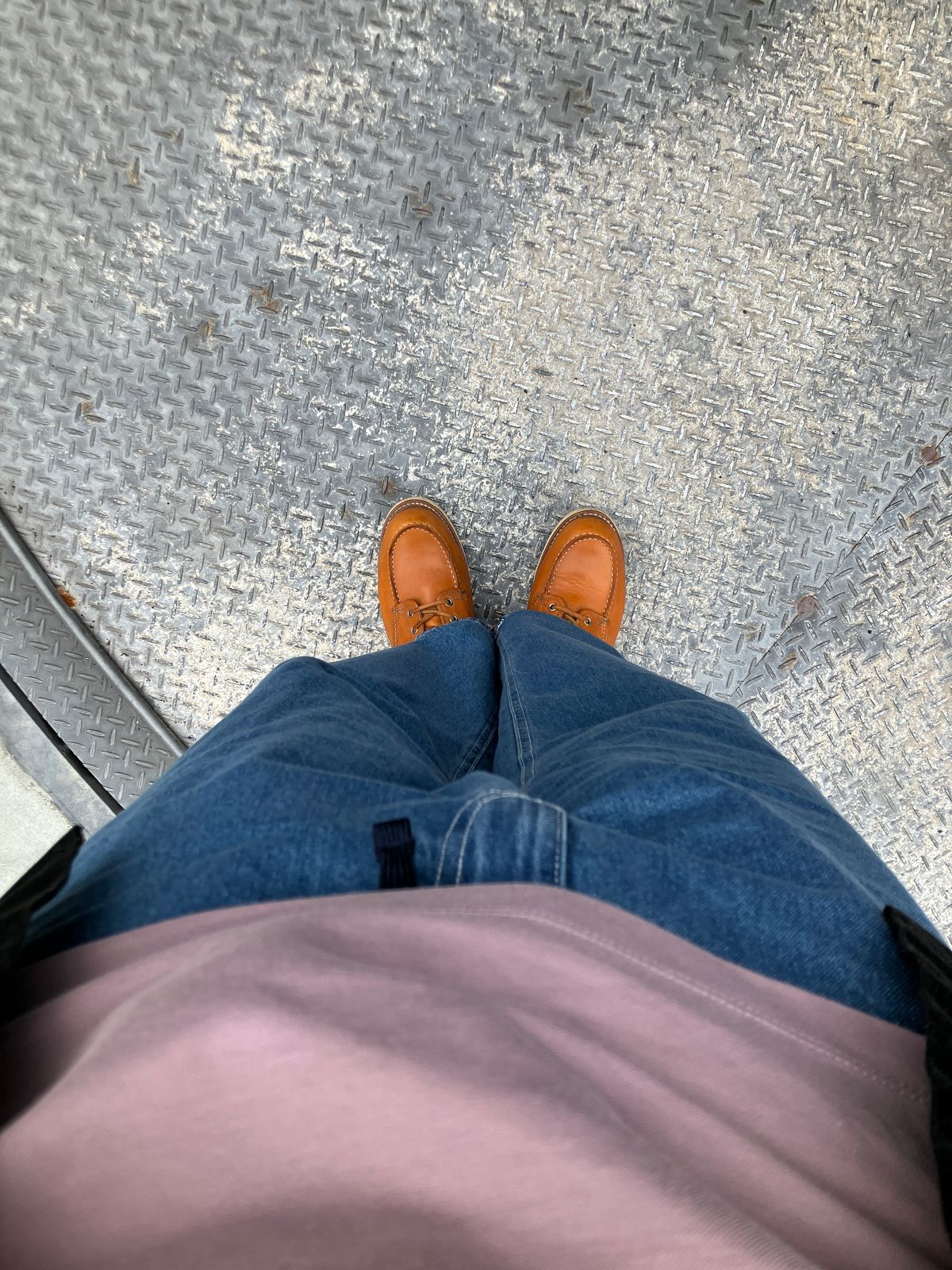 Photo by maru on April 20, 2025 of the Red Wing 6-Inch Classic Moc in S.B. Foot Sequoia Gold Russet.