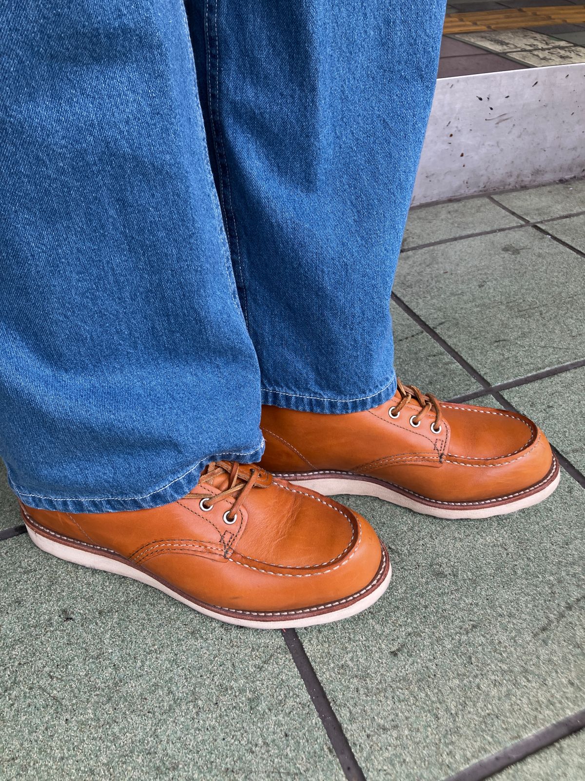 Photo by maru on April 24, 2025 of the Red Wing 6-Inch Classic Moc in S.B. Foot Sequoia Gold Russet.