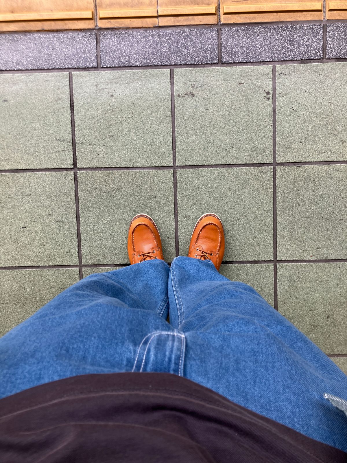 Photo by maru on April 24, 2025 of the Red Wing 6-Inch Classic Moc in S.B. Foot Sequoia Gold Russet.