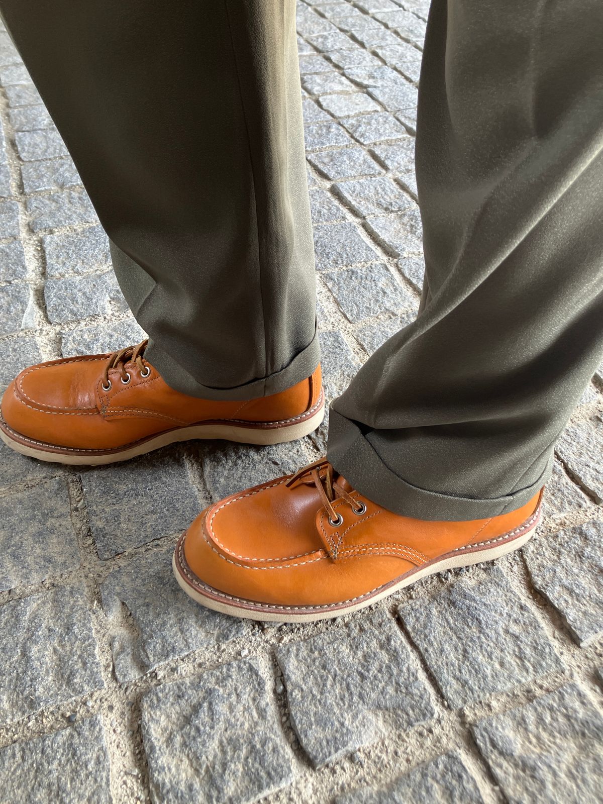 Photo by maru on April 8, 2025 of the Red Wing 6-Inch Classic Moc in S.B. Foot Sequoia Gold Russet.