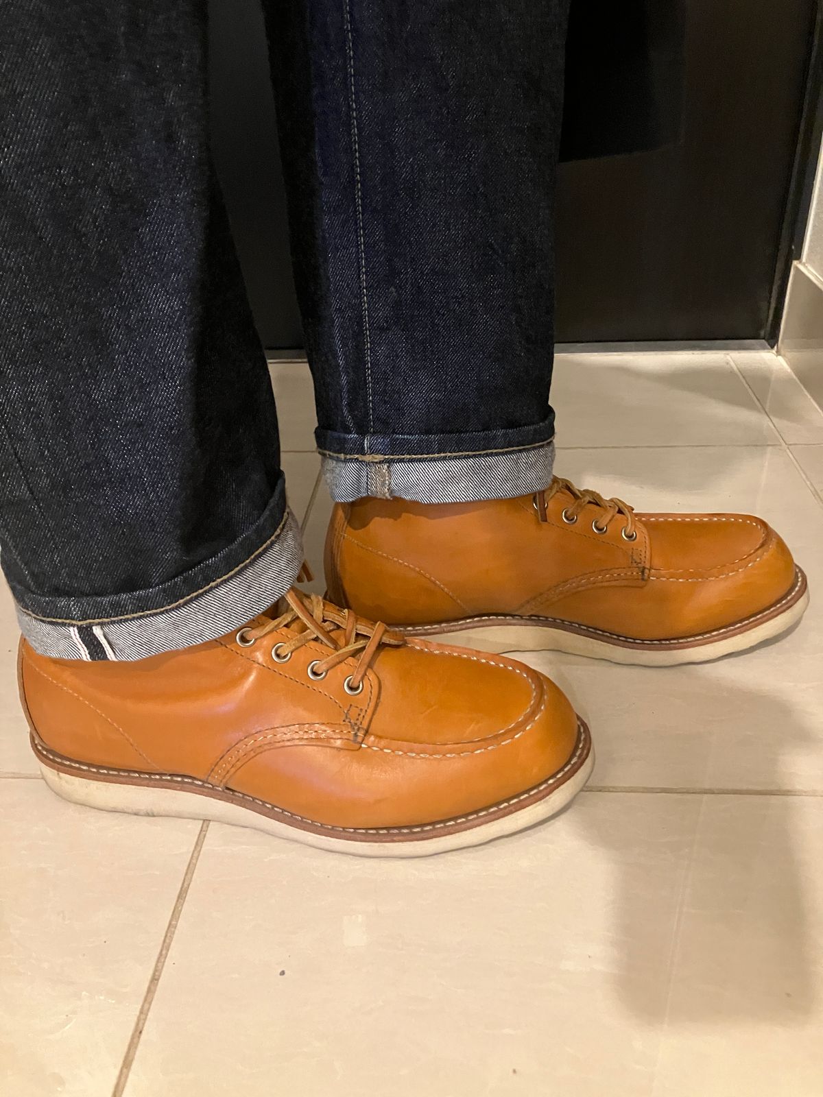 Photo by maru on May 13, 2025 of the Red Wing 6-Inch Classic Moc in S.B. Foot Sequoia Gold Russet.