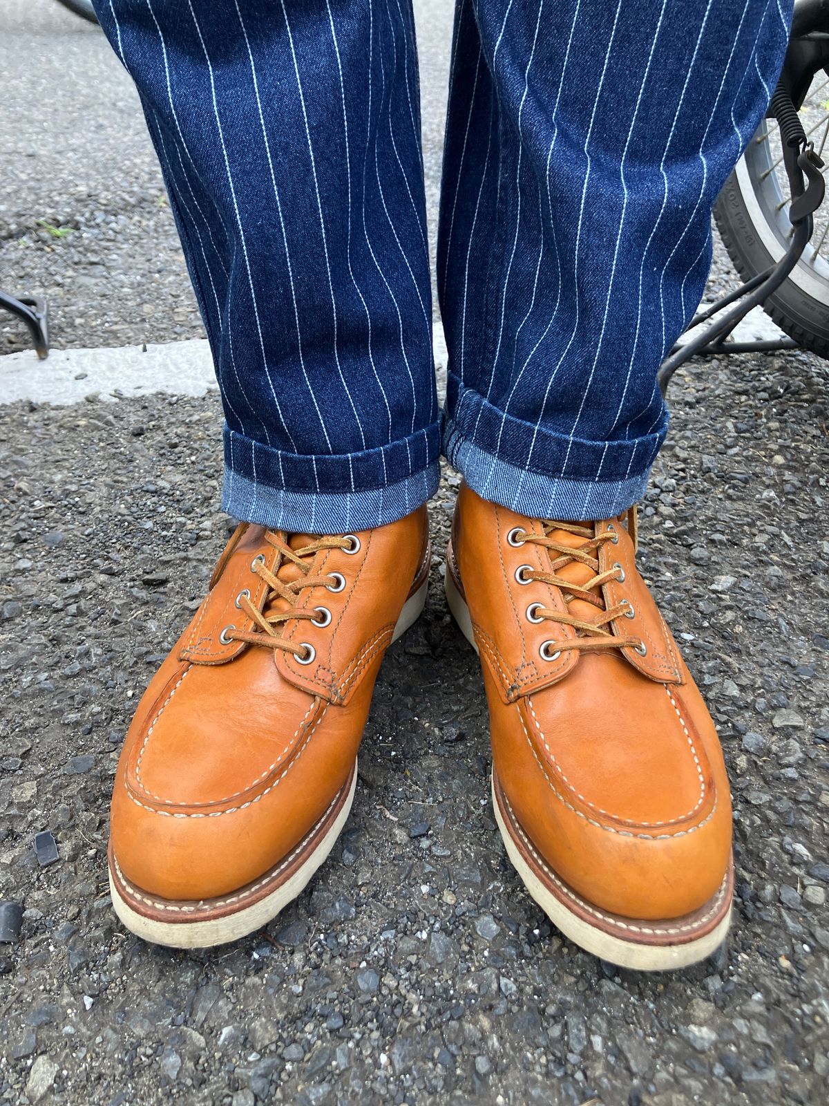 Photo by maru on June 28, 2025 of the Red Wing 6-Inch Classic Moc in S.B. Foot Sequoia Gold Russet.
