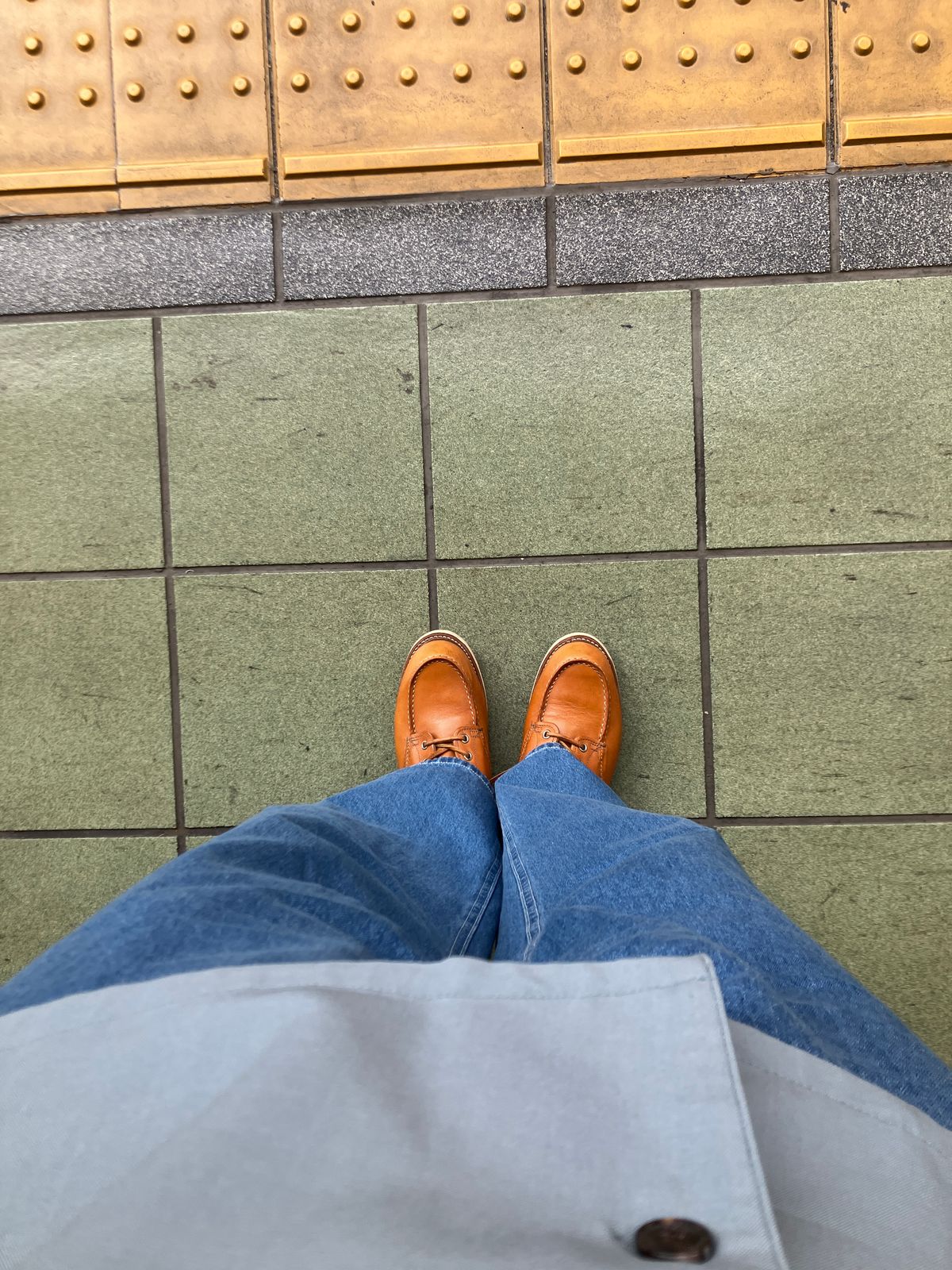 Photo by maru on August 7, 2025 of the Red Wing 6-Inch Classic Moc in S.B. Foot Sequoia Gold Russet.