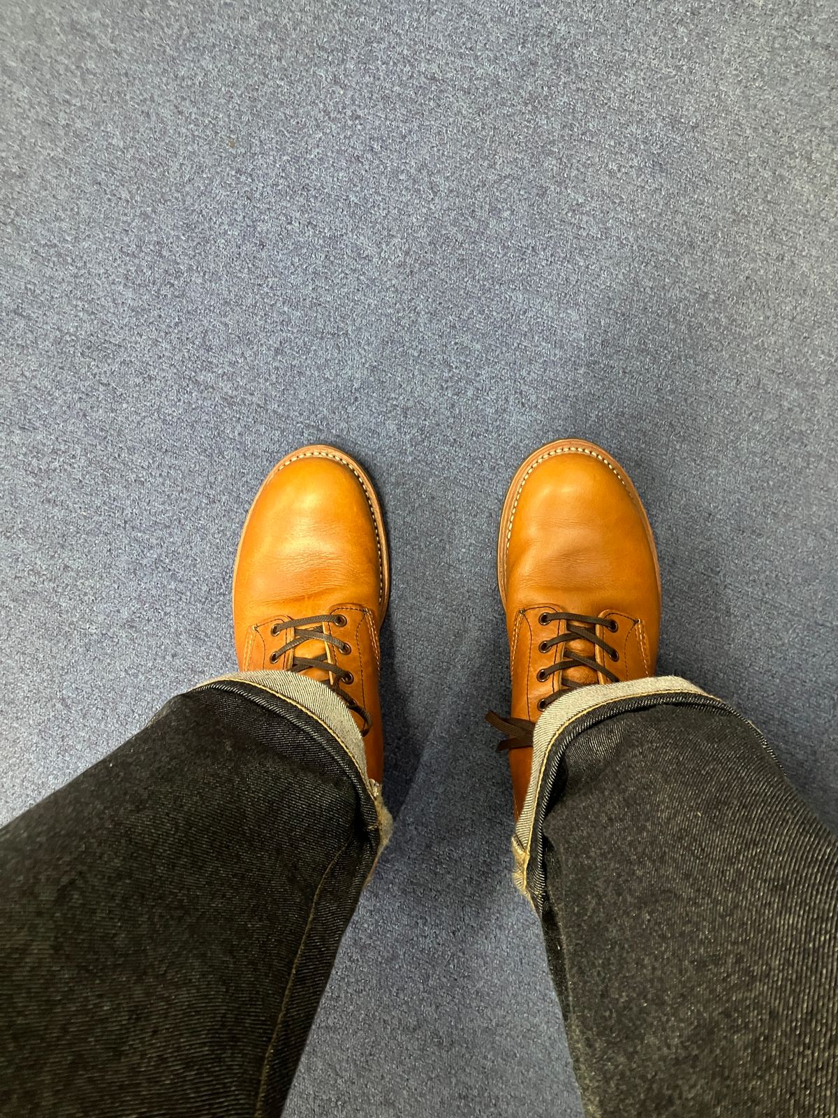 Photo by maru on December 21, 2024 of the Red Wing Beckman in S.B. Foot Chestnut Featherstone.