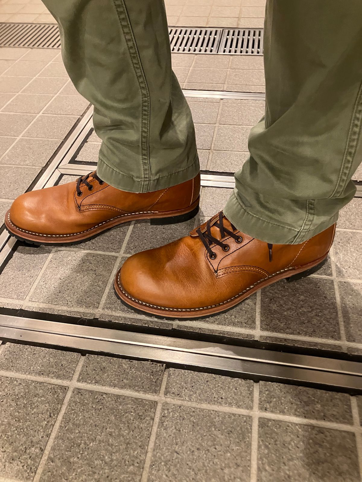 Photo by maru on January 16, 2025 of the Red Wing Beckman in S.B. Foot Chestnut Featherstone.