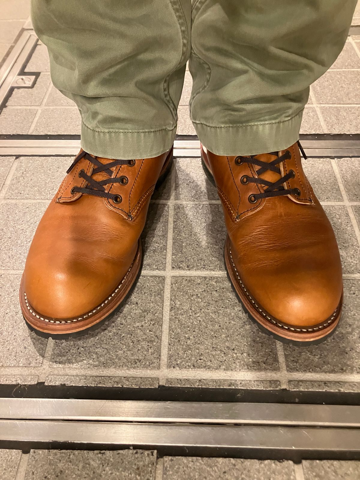 Photo by maru on January 16, 2025 of the Red Wing Beckman in S.B. Foot Chestnut Featherstone.