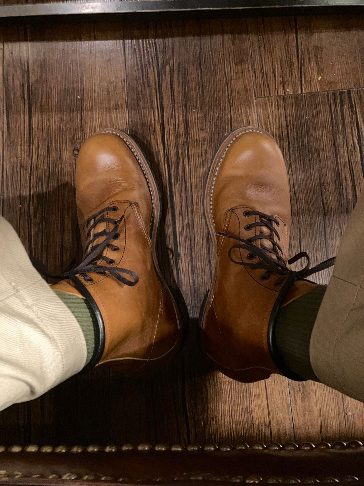 Photo by maru on February 10, 2025 of the Red Wing Beckman in S.B. Foot Chestnut Featherstone.