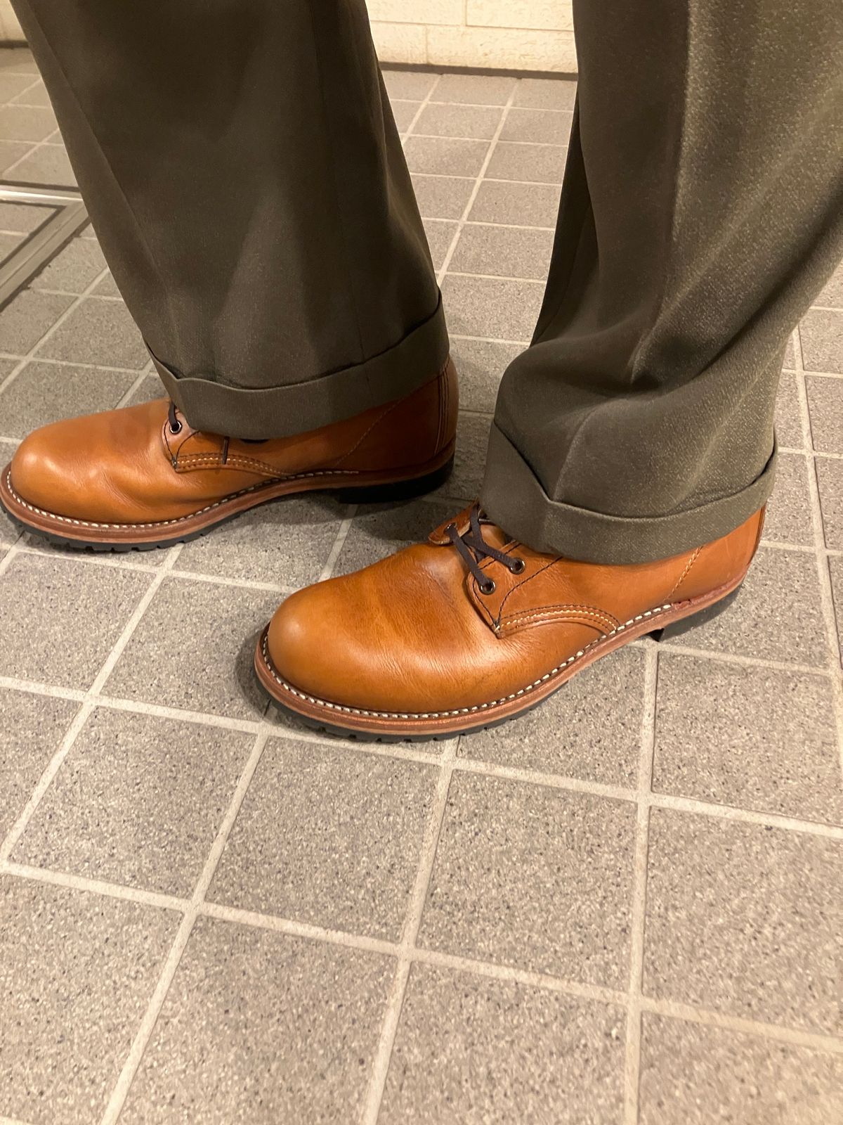 Photo by maru on February 20, 2025 of the Red Wing Beckman in S.B. Foot Chestnut Featherstone.