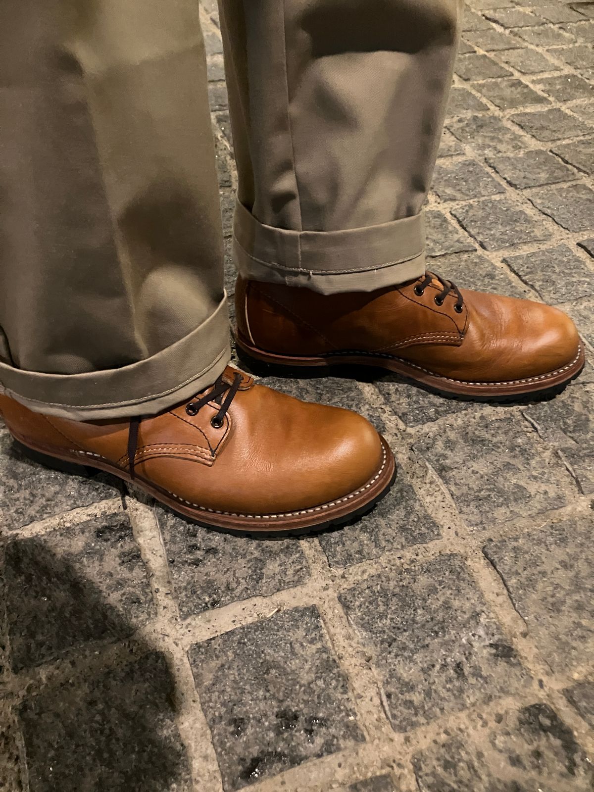 Photo by maru on April 10, 2025 of the Red Wing Beckman in S.B. Foot Chestnut Featherstone.