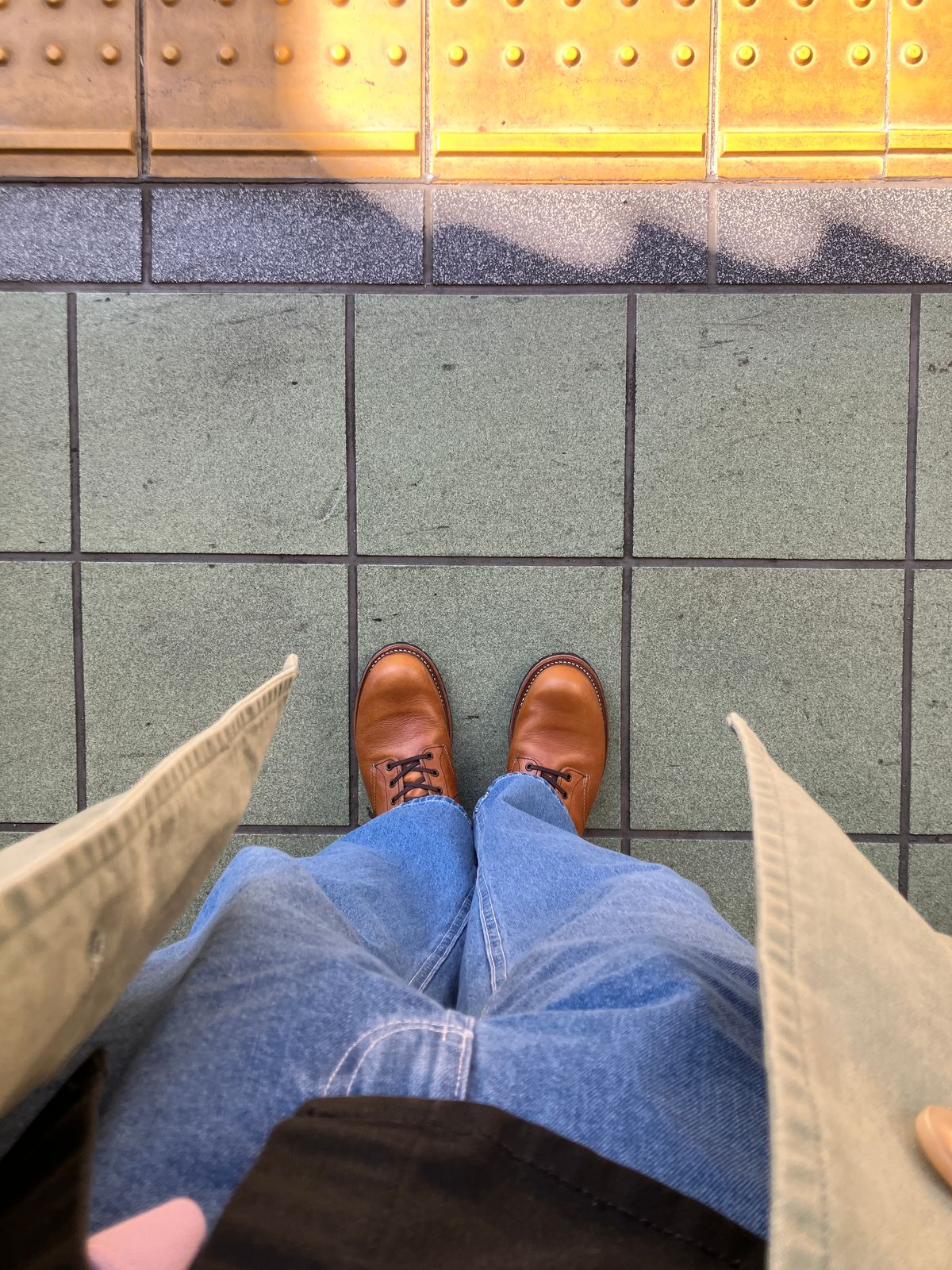 Photo by maru on April 16, 2025 of the Red Wing Beckman in S.B. Foot Chestnut Featherstone.