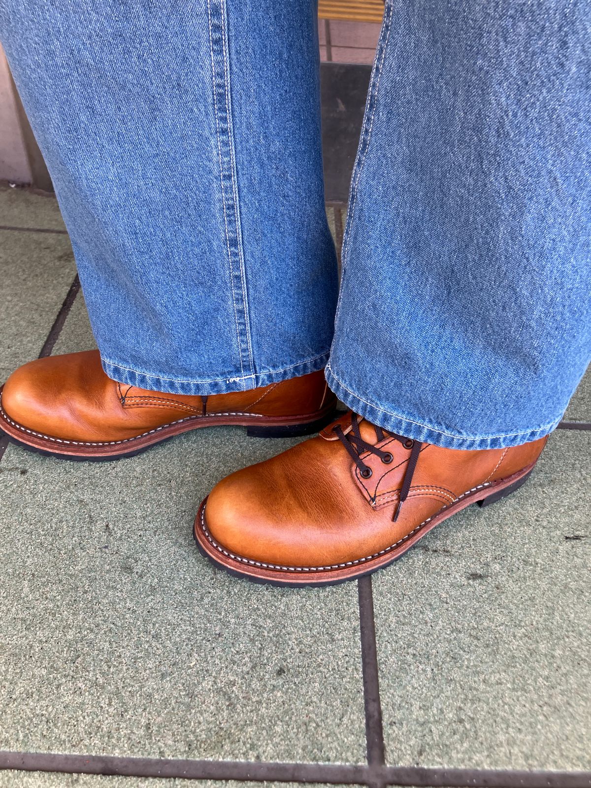 Photo by maru on April 16, 2025 of the Red Wing Beckman in S.B. Foot Chestnut Featherstone.