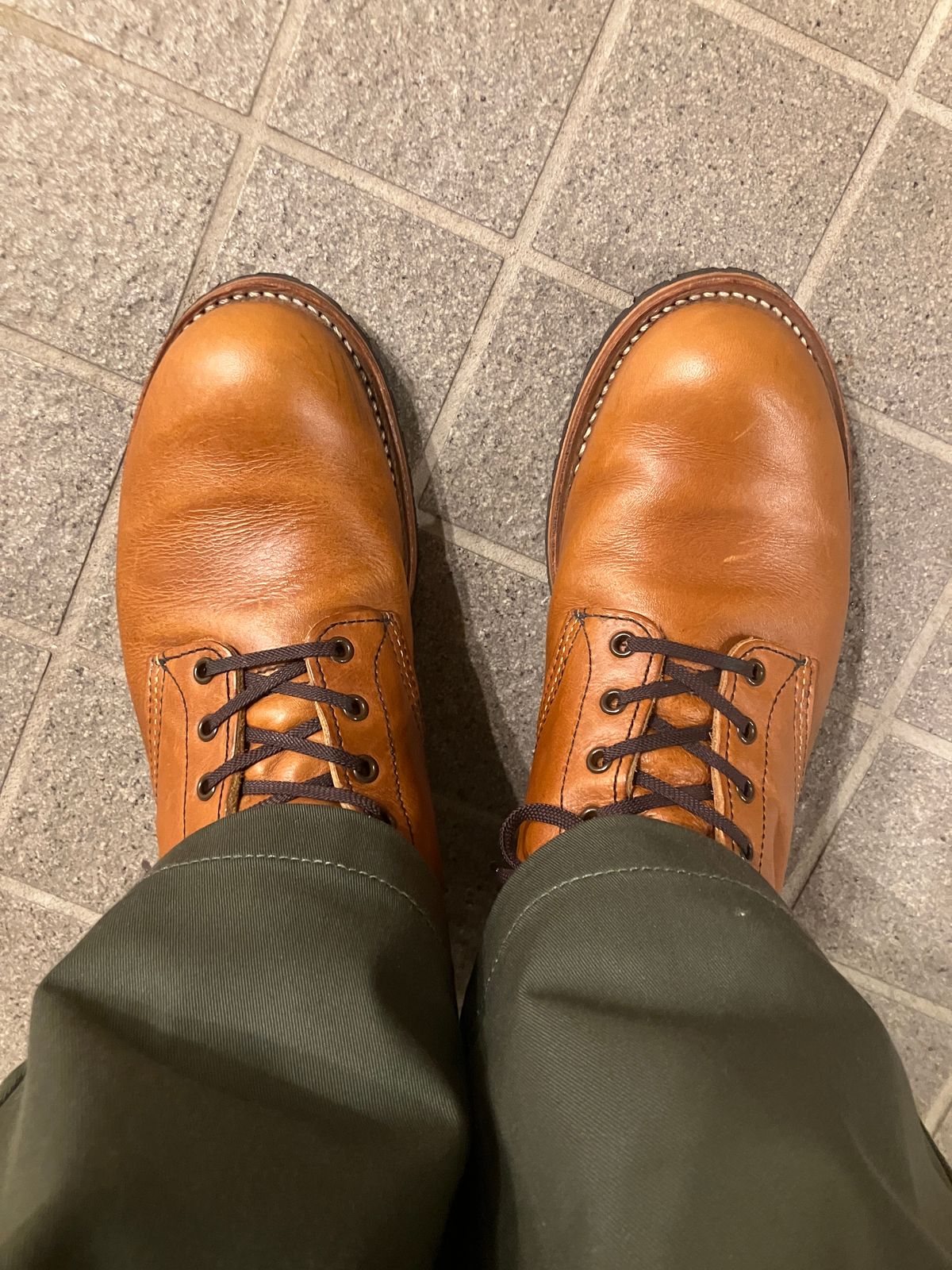 Photo by maru on May 15, 2025 of the Red Wing Beckman in S.B. Foot Chestnut Featherstone.