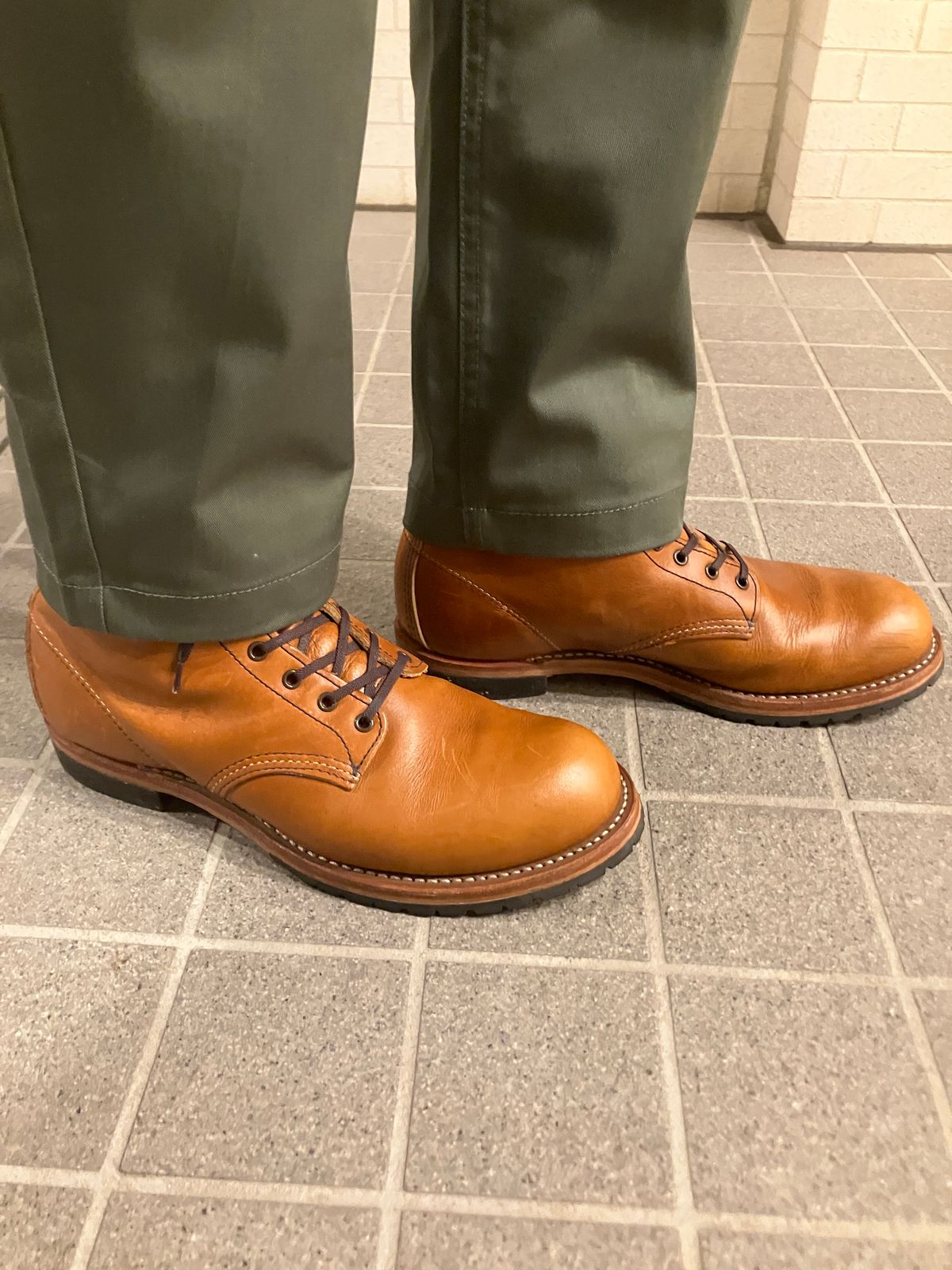 Photo by maru on May 15, 2025 of the Red Wing Beckman in S.B. Foot Chestnut Featherstone.