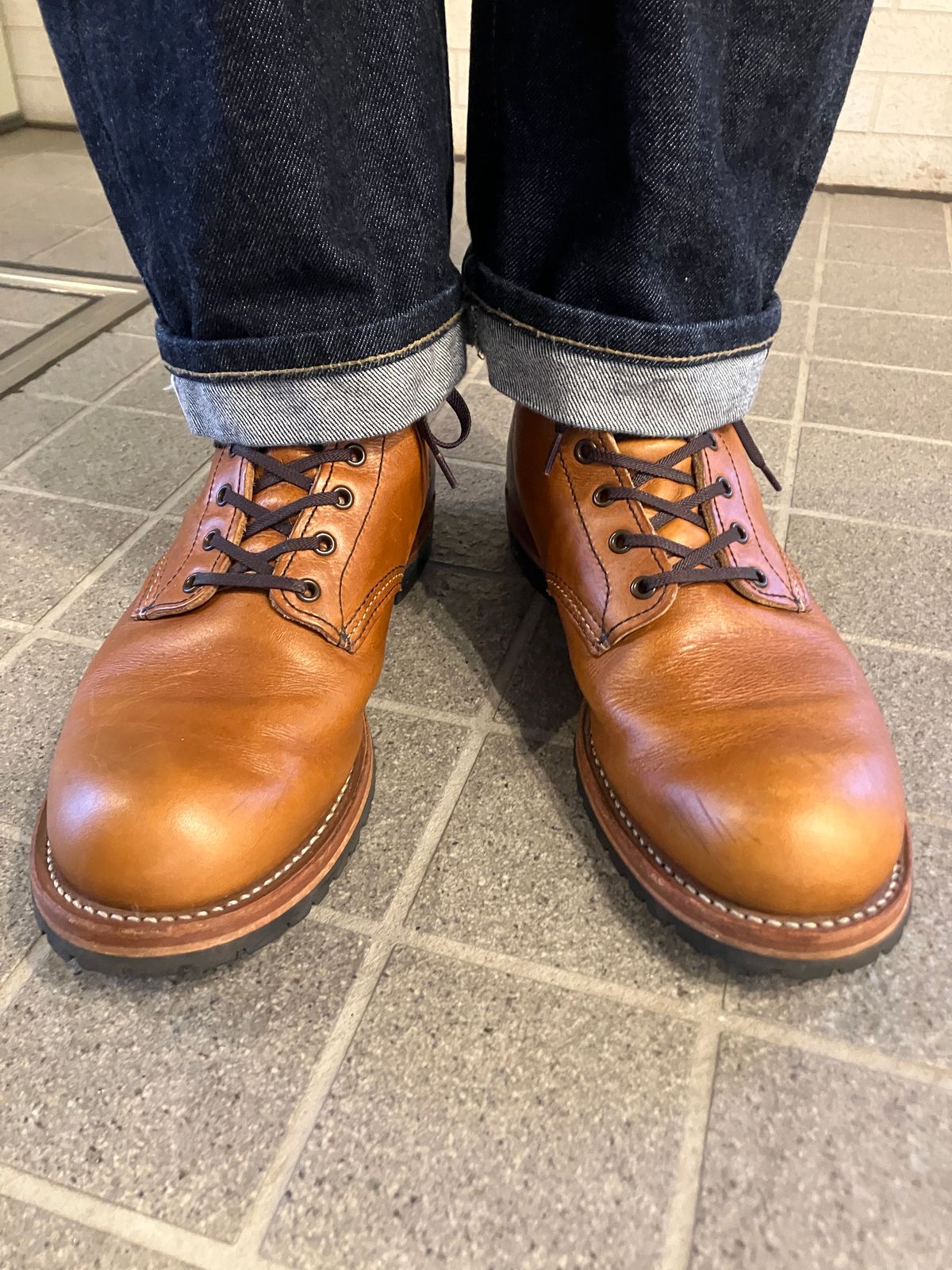 Photo by maru on June 15, 2025 of the Red Wing Beckman in S.B. Foot Chestnut Featherstone.