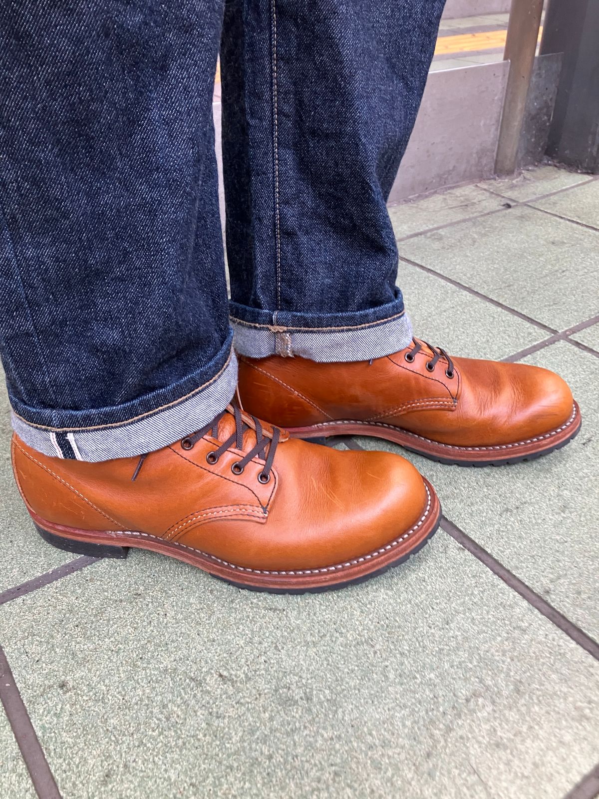 Photo by maru on May 19, 2025 of the Red Wing Beckman in S.B. Foot Chestnut Featherstone.