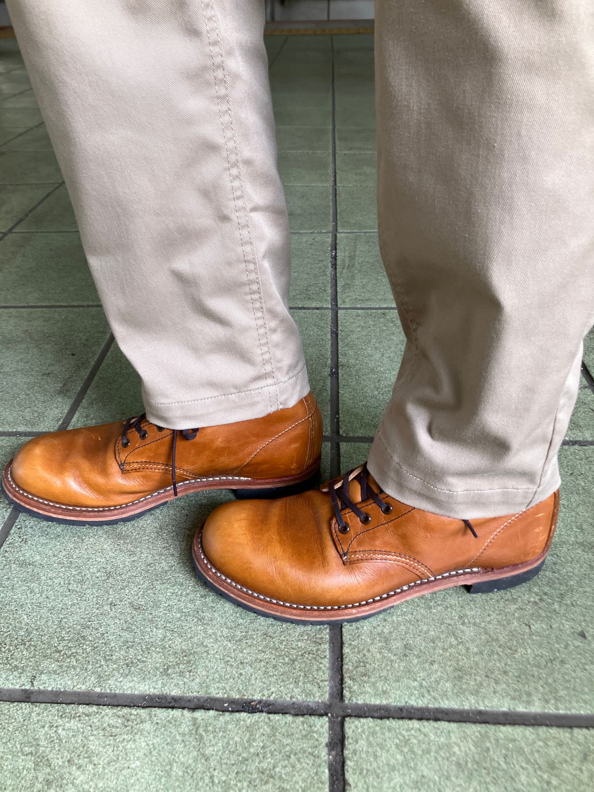 Photo by maru on May 26, 2025 of the Red Wing Beckman in S.B. Foot Chestnut Featherstone.