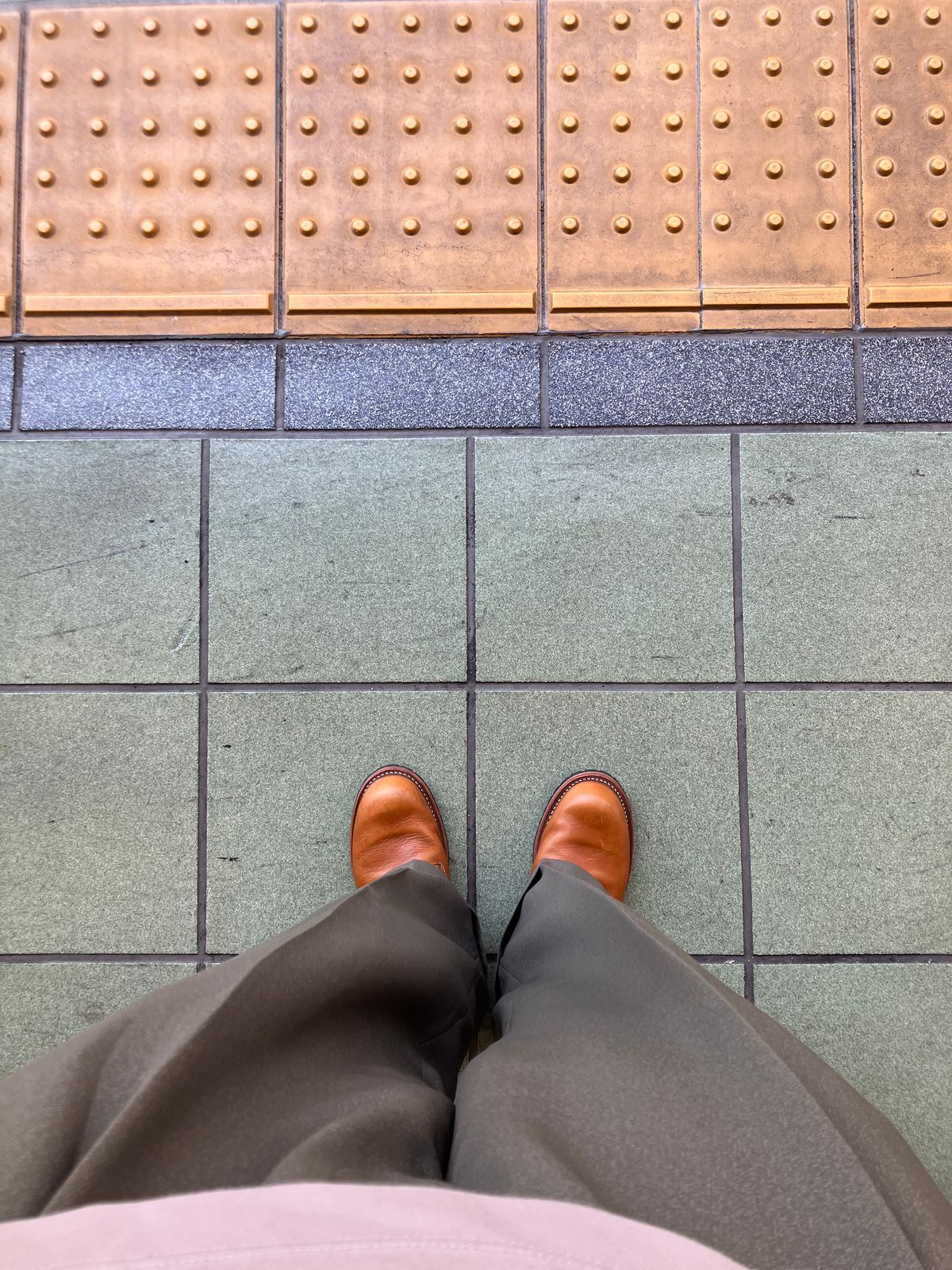 Photo by maru on June 30, 2025 of the Red Wing Beckman in S.B. Foot Chestnut Featherstone.