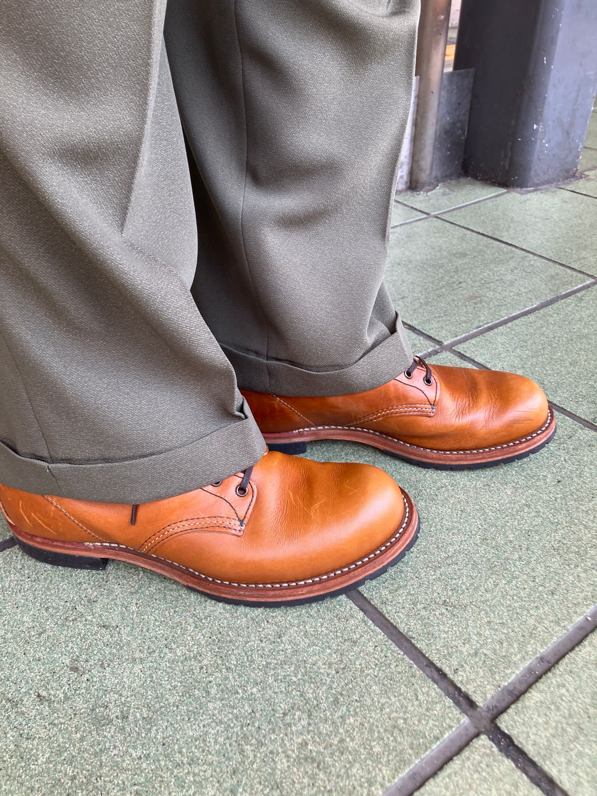 Photo by maru on June 30, 2025 of the Red Wing Beckman in S.B. Foot Chestnut Featherstone.