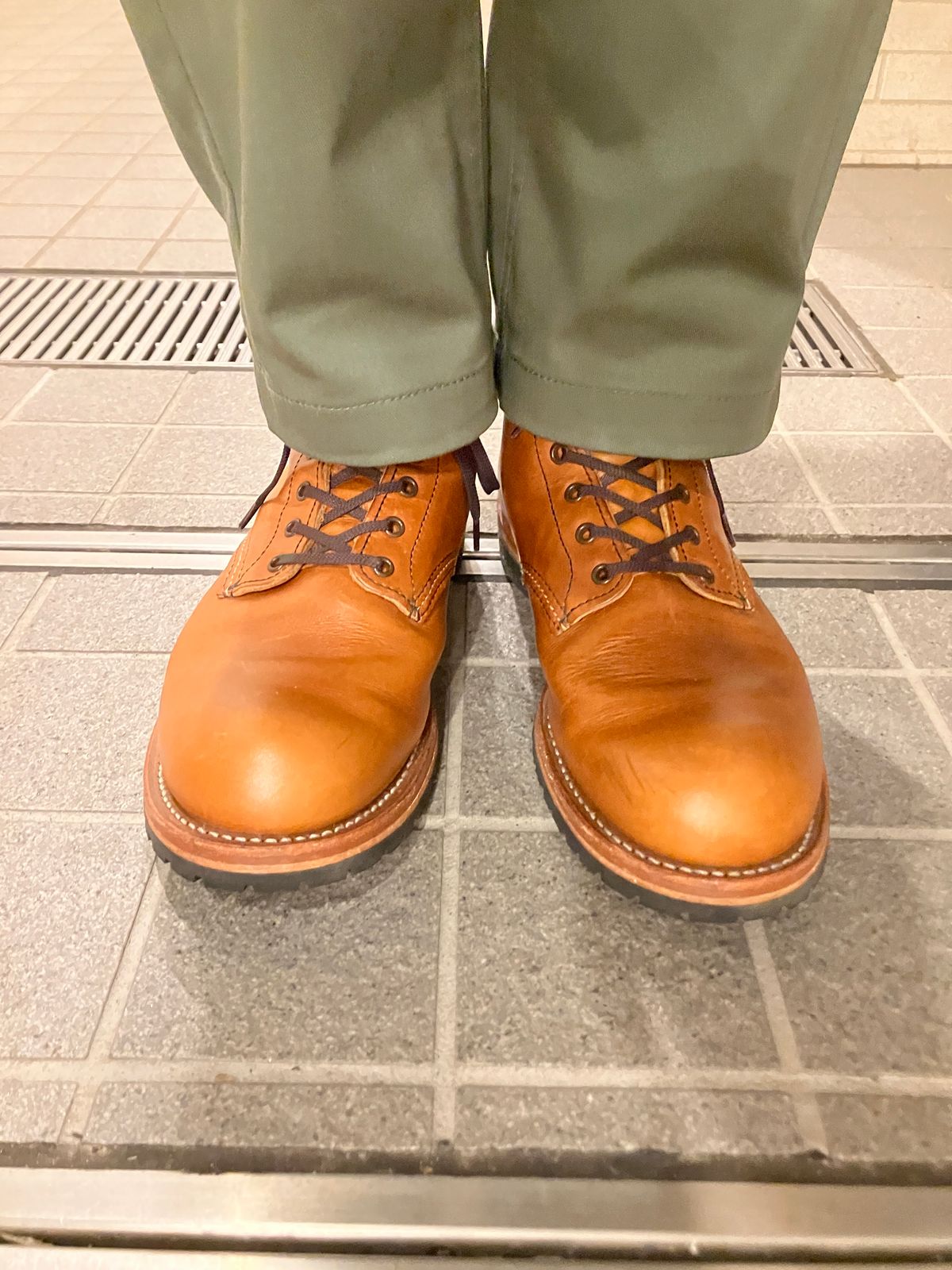 Photo by maru on June 27, 2025 of the Red Wing Beckman in S.B. Foot Chestnut Featherstone.