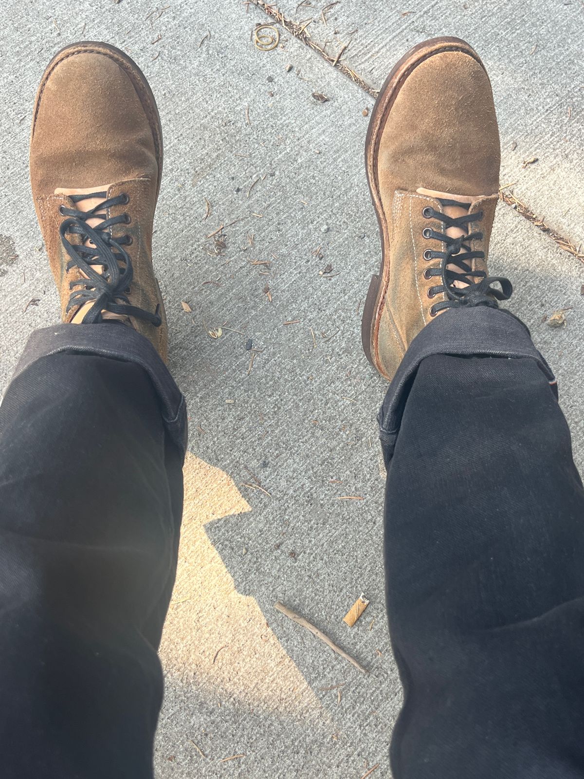 Photo by LA999 on September 20, 2025 of the Oak Street Bootmakers Field Boot in Horween Marine Field Roughout.