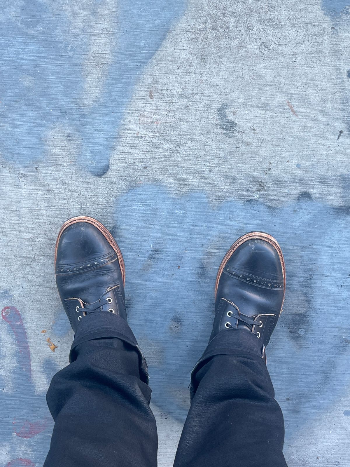 Photo by LA999 on January 19, 2025 of the Oak Street Bootmakers Field Boot in Horween Black Teacore Chromexcel & Horween Black Chromexcel.