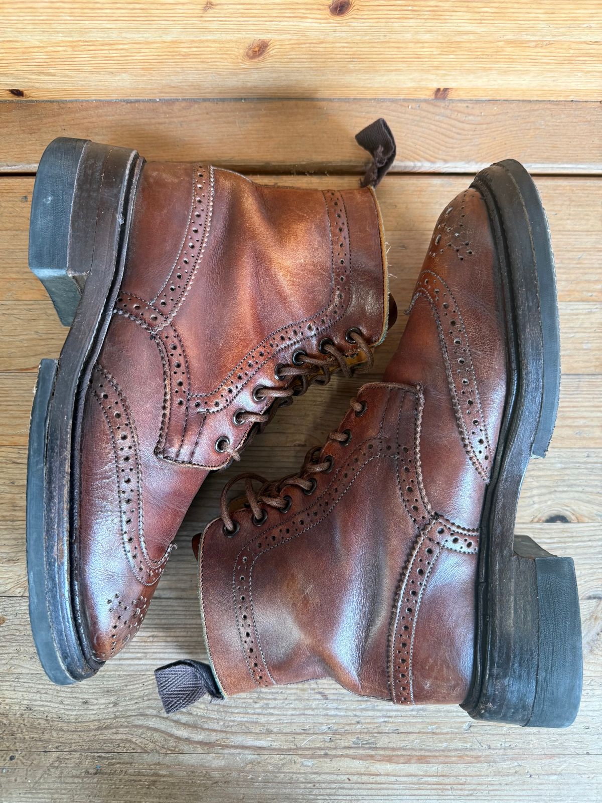 Photo by sethchenko on February 2, 2026 of the Tricker's Stepy Brogue Boot in Cafe Burnished Calf.