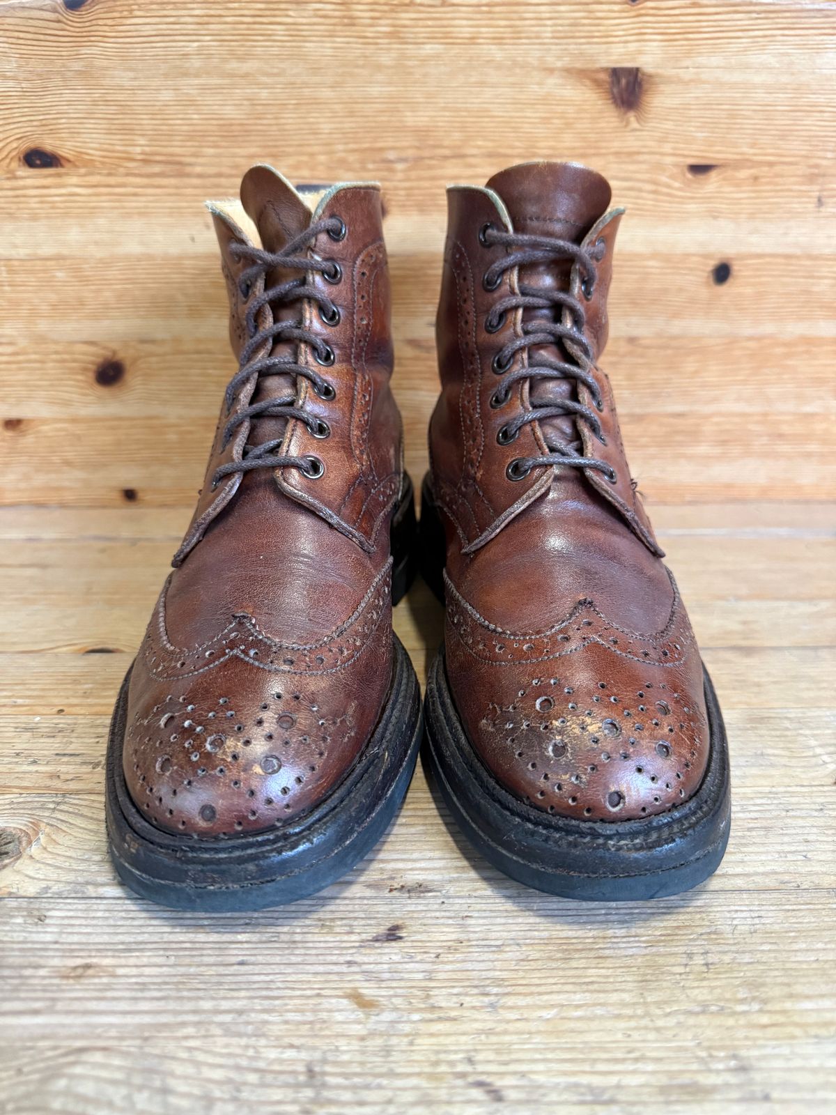 Photo by sethchenko on March 4, 2026 of the Tricker's Stepy Brogue Boot in Cafe Burnished Calf.