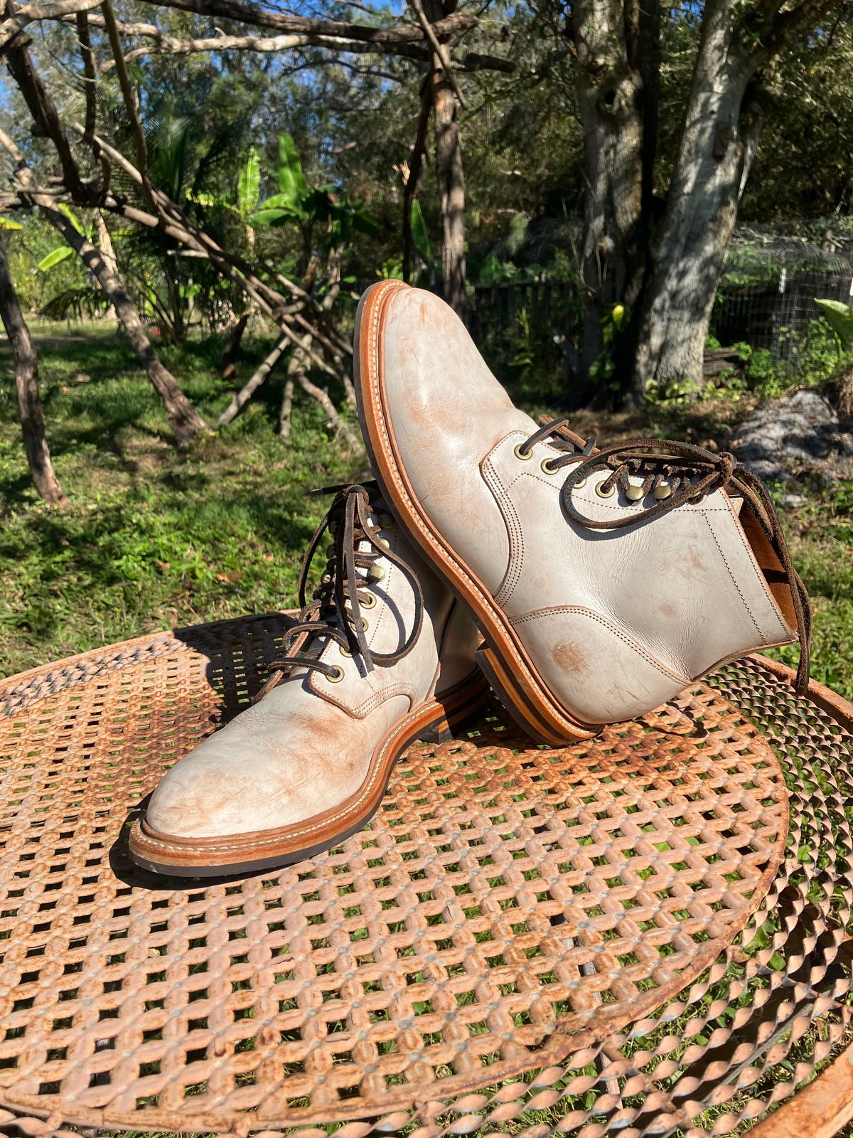 Photo by idestroyboots on January 12, 2025 of the Grant Stone Diesel Boot in Conceria Walpier Ghost Buttero.
