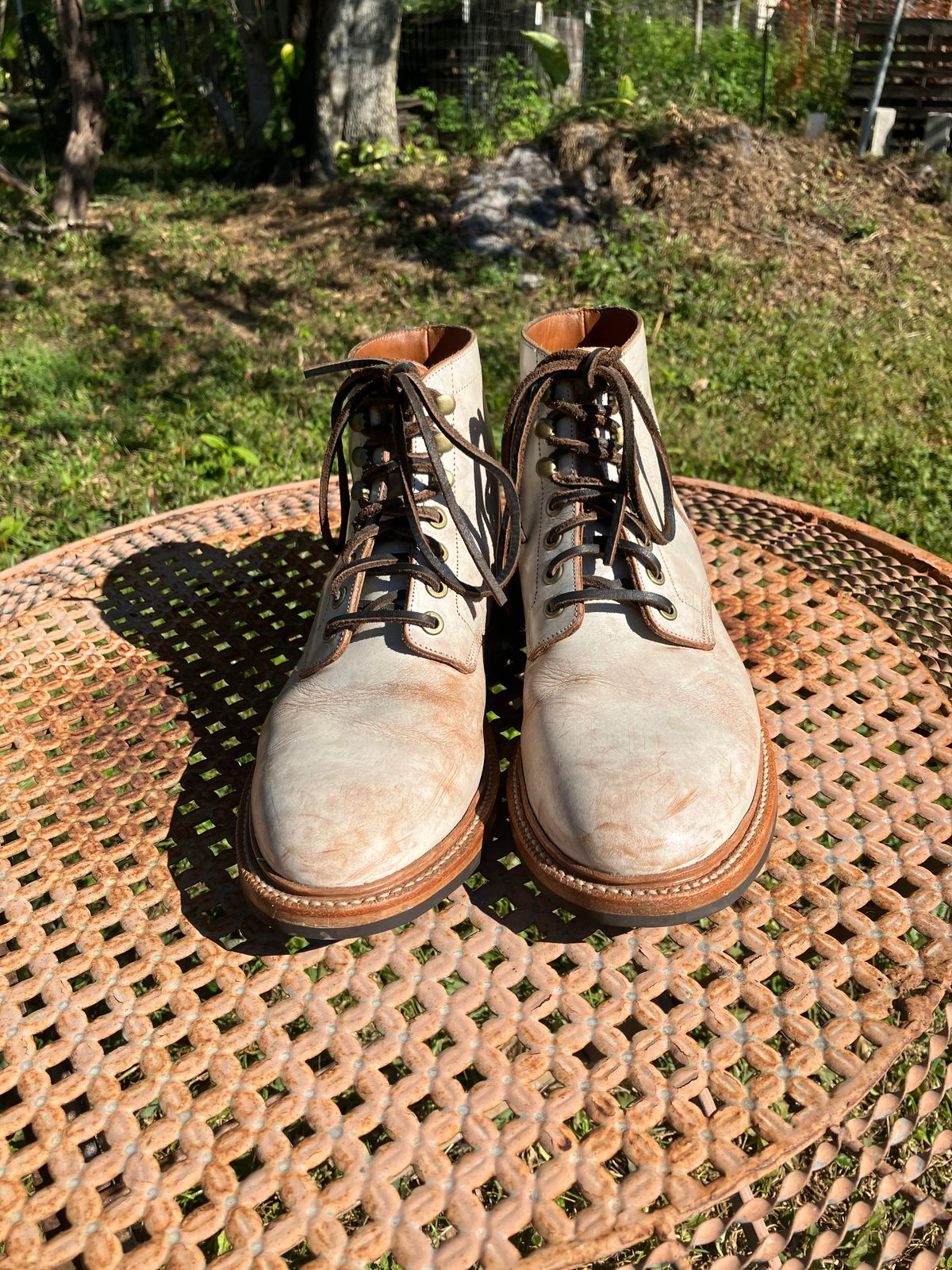 Photo by idestroyboots on January 12, 2025 of the Grant Stone Diesel Boot in Conceria Walpier Ghost Buttero.