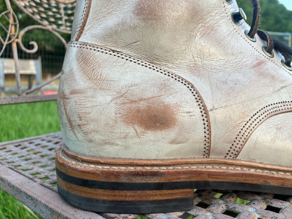 Photo by idestroyboots on April 20, 2025 of the Grant Stone Diesel Boot in Conceria Walpier Ghost Buttero.