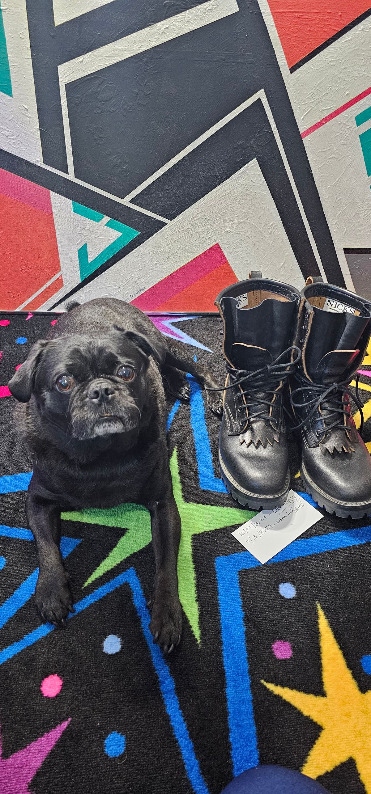 Photo by superkirbz13 on November 3, 2024 of the Nicks MTO in Horween Black Waxed Flesh.
