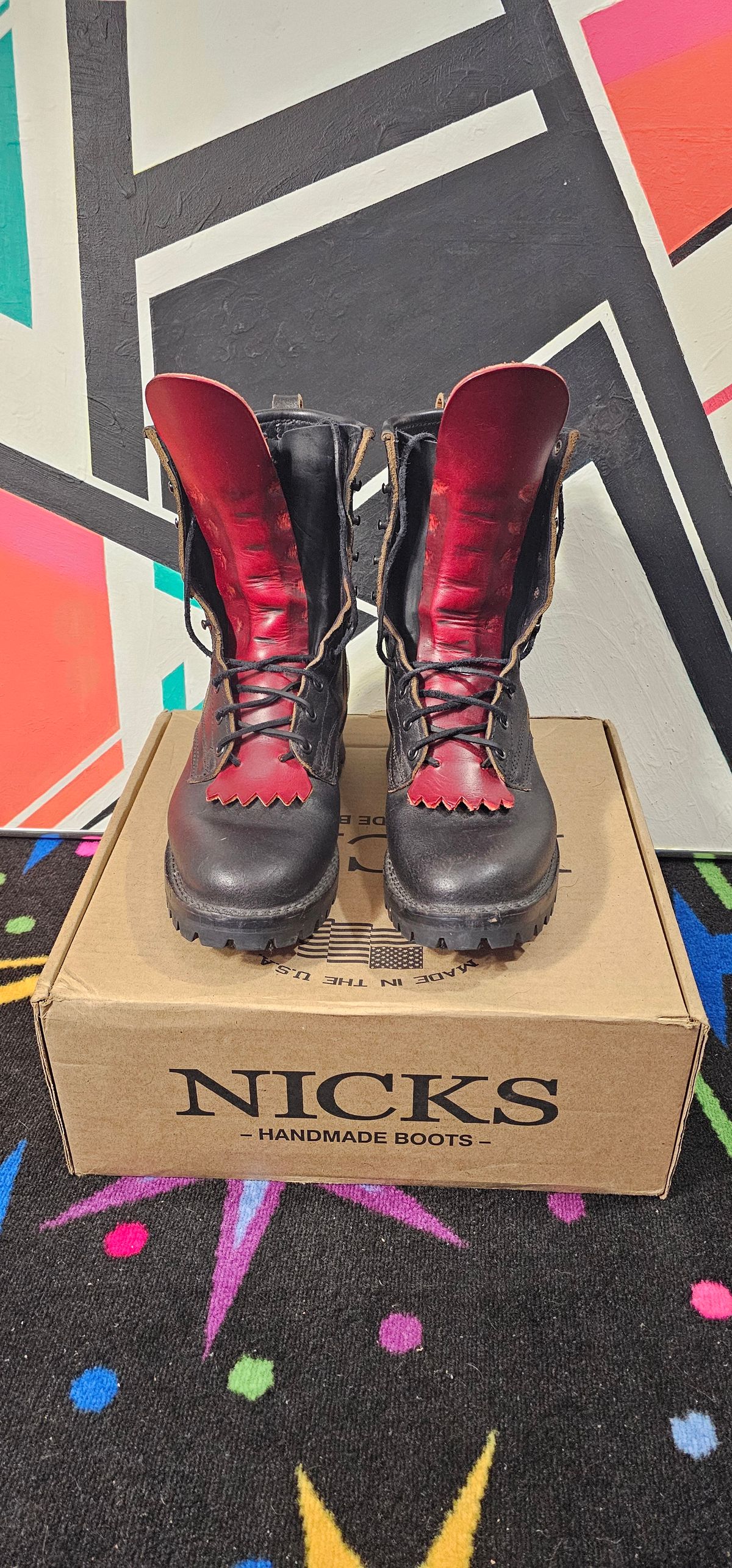 Photo by superkirbz13 on February 6, 2025 of the Nicks MTO in Horween Black Waxed Flesh.