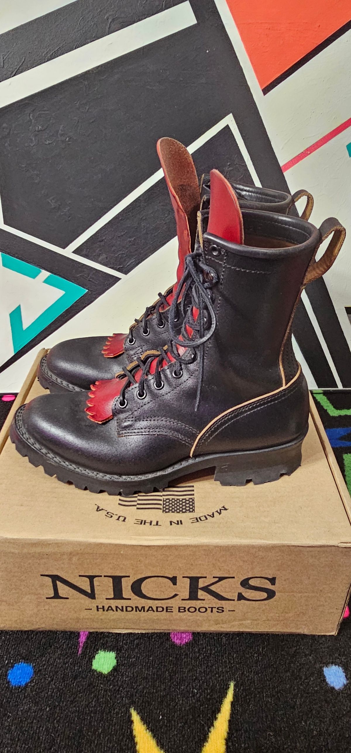 Photo by superkirbz13 on March 5, 2025 of the Nicks MTO in Horween Black Waxed Flesh.