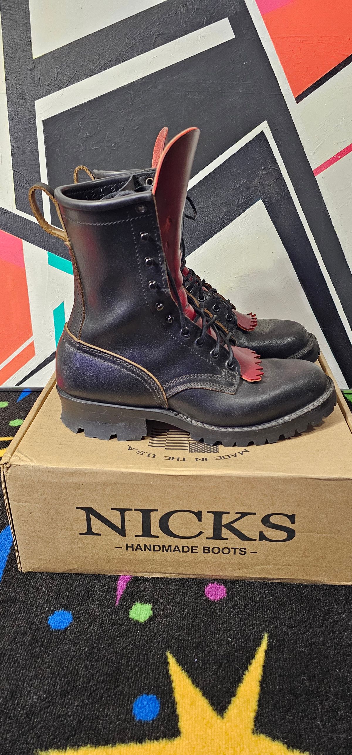 Photo by superkirbz13 on March 5, 2025 of the Nicks MTO in Horween Black Waxed Flesh.