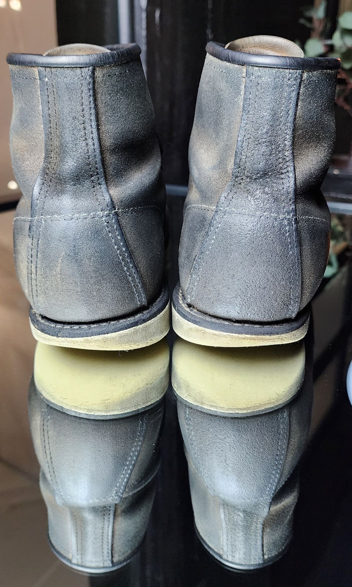Photo by Phil_ejac on October 2, 2024 of the Red Wing 6-Inch Classic Moc in S.B. Foot Slate Muleskinner.