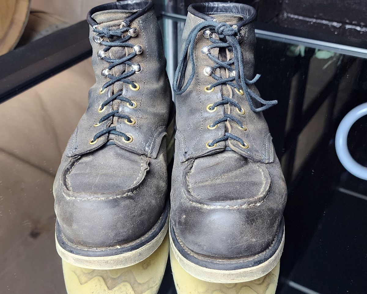 Photo by Phil_ejac on October 2, 2024 of the Red Wing 6-Inch Classic Moc in S.B. Foot Slate Muleskinner.