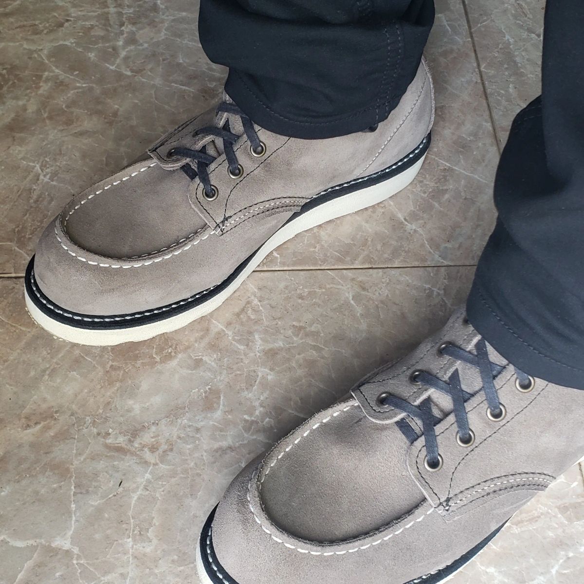 Photo by Phil_ejac on February 18, 2025 of the Red Wing 6-Inch Classic Moc in S.B. Foot Slate Muleskinner.