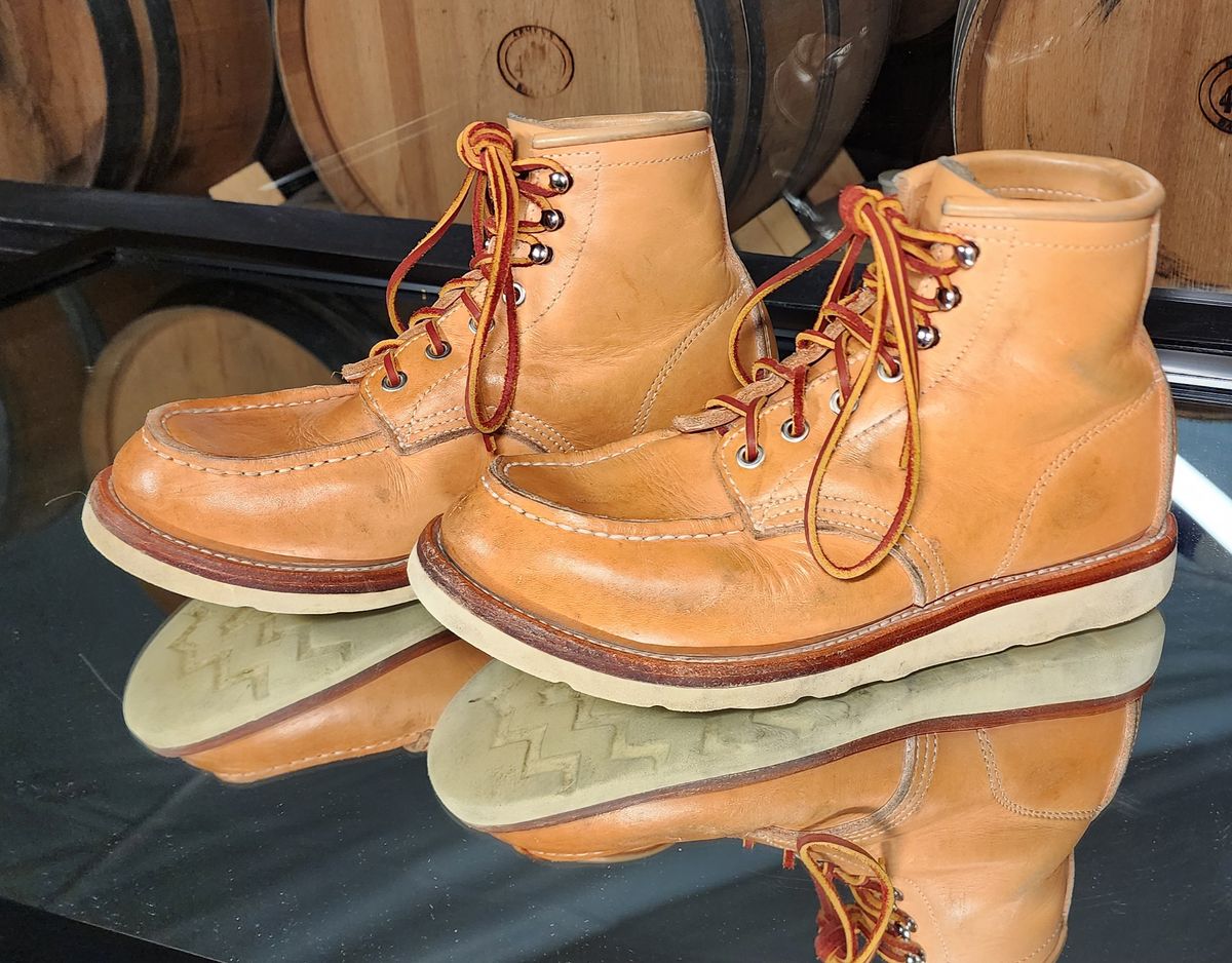 Photo by Phil_ejac on November 3, 2025 of the KIND TENDER Moctoe Boots in Italian Veg-Tanned Leather.