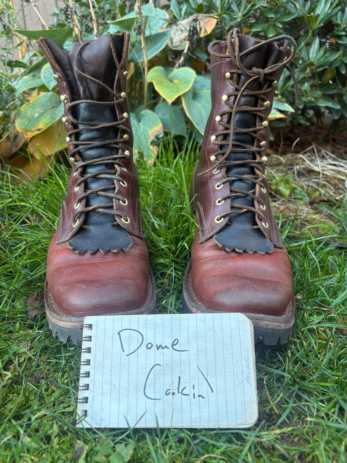 Photo by redmarengo on November 2, 2025 of the Frank's Boots Front Range in Wickett & Craig Chestnut Oiled Latigo & Wickett & Craig Tan Oiled Latigo & Wickett & Craig Navy Traditional Harness.