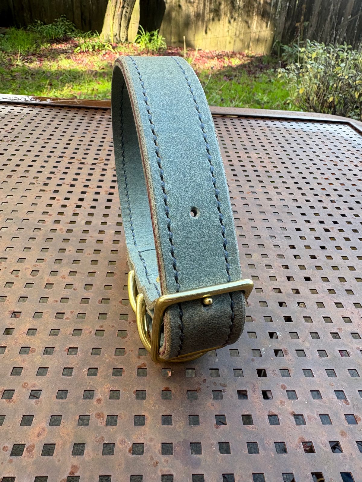 Photo by redmarengo on November 1, 2025 of the Green Hollow Gear Field Friend in Horween Storm Blue Cypress & Korba Purple Calf.