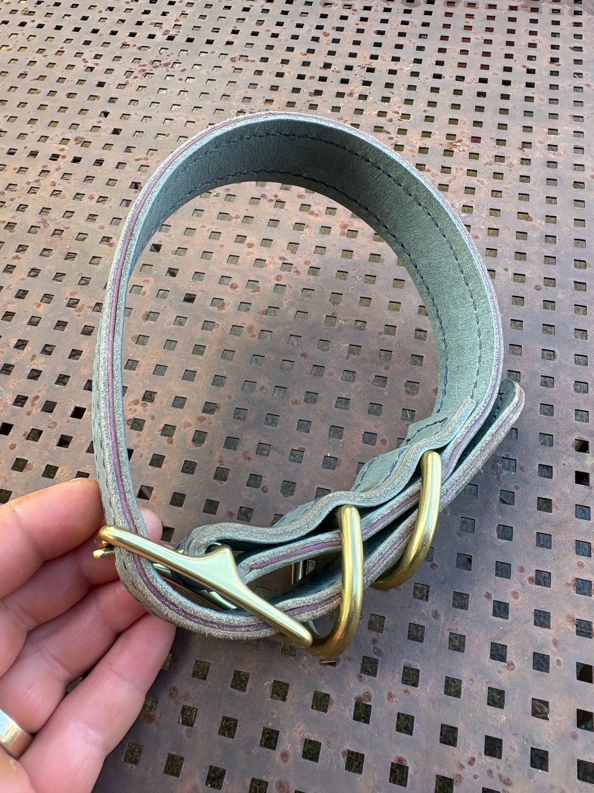 Photo by redmarengo on November 1, 2025 of the Green Hollow Gear Field Friend in Horween Storm Blue Cypress & Korba Purple Calf.