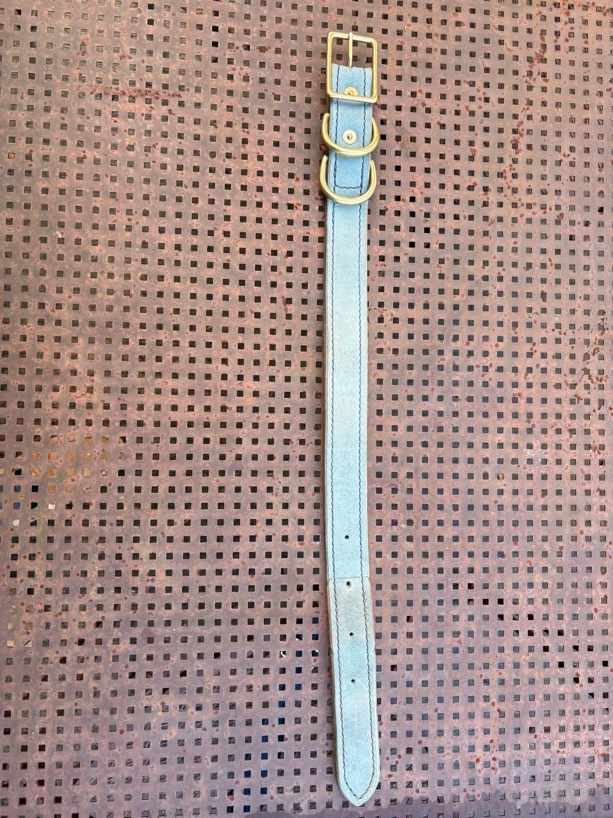 Photo by redmarengo on November 1, 2025 of the Green Hollow Gear Field Friend in Horween Storm Blue Cypress & Korba Purple Calf.