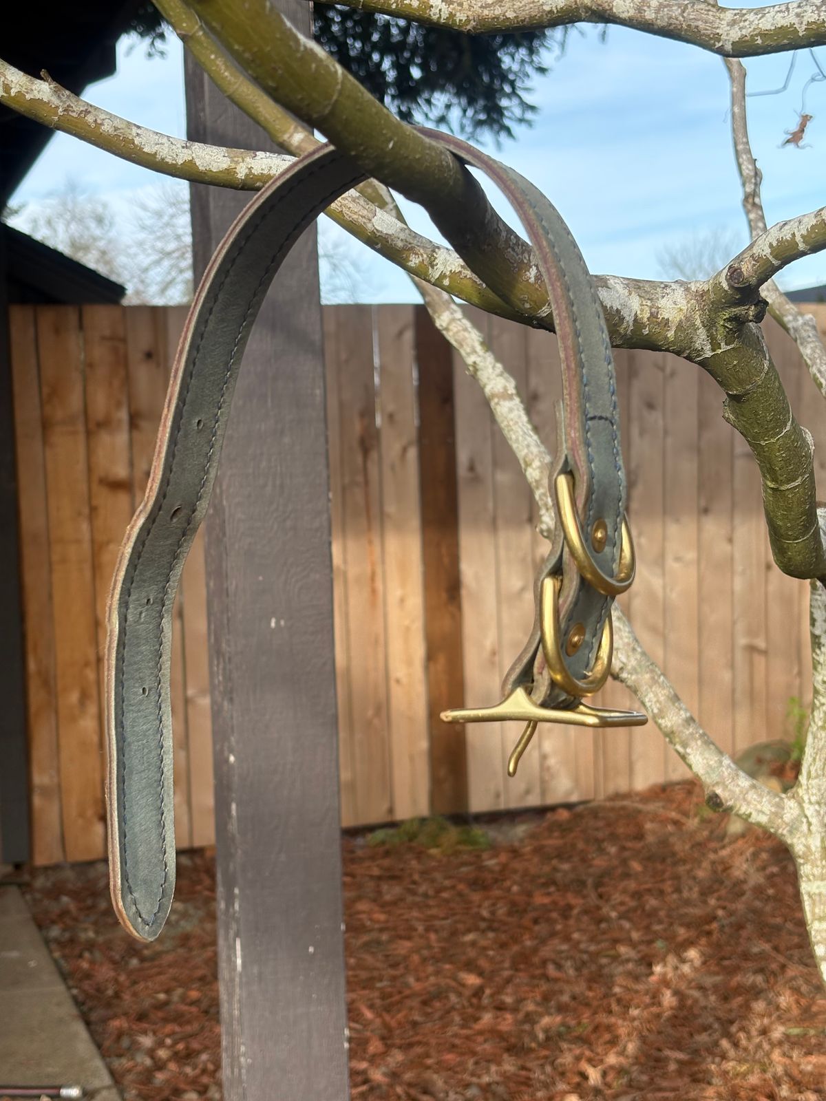 Photo by redmarengo on January 31, 2026 of the Green Hollow Gear Field Friend in Horween Storm Blue Cypress & Korba Purple Calf.