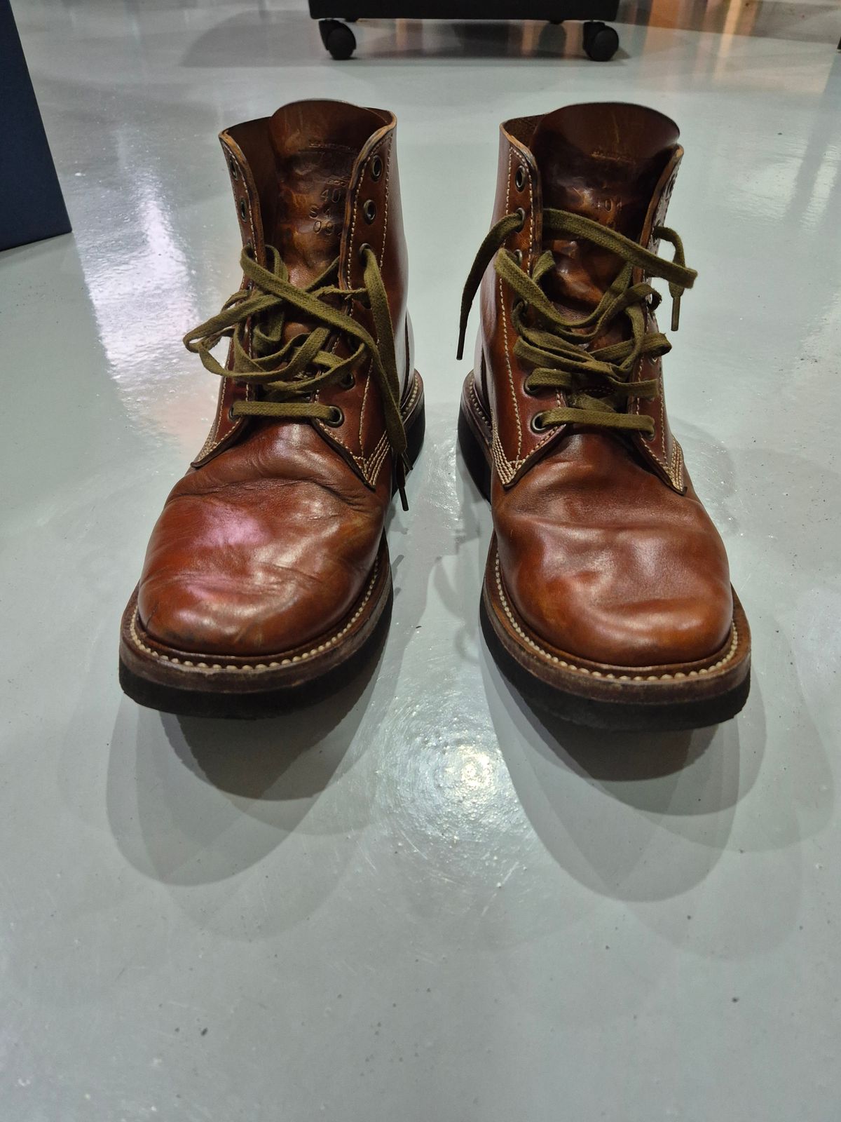 Photo by fishoil on December 14, 2024 of the Willie's Handmade Boots Service Boot in Maryam Toscanello TPR Horsebutt.