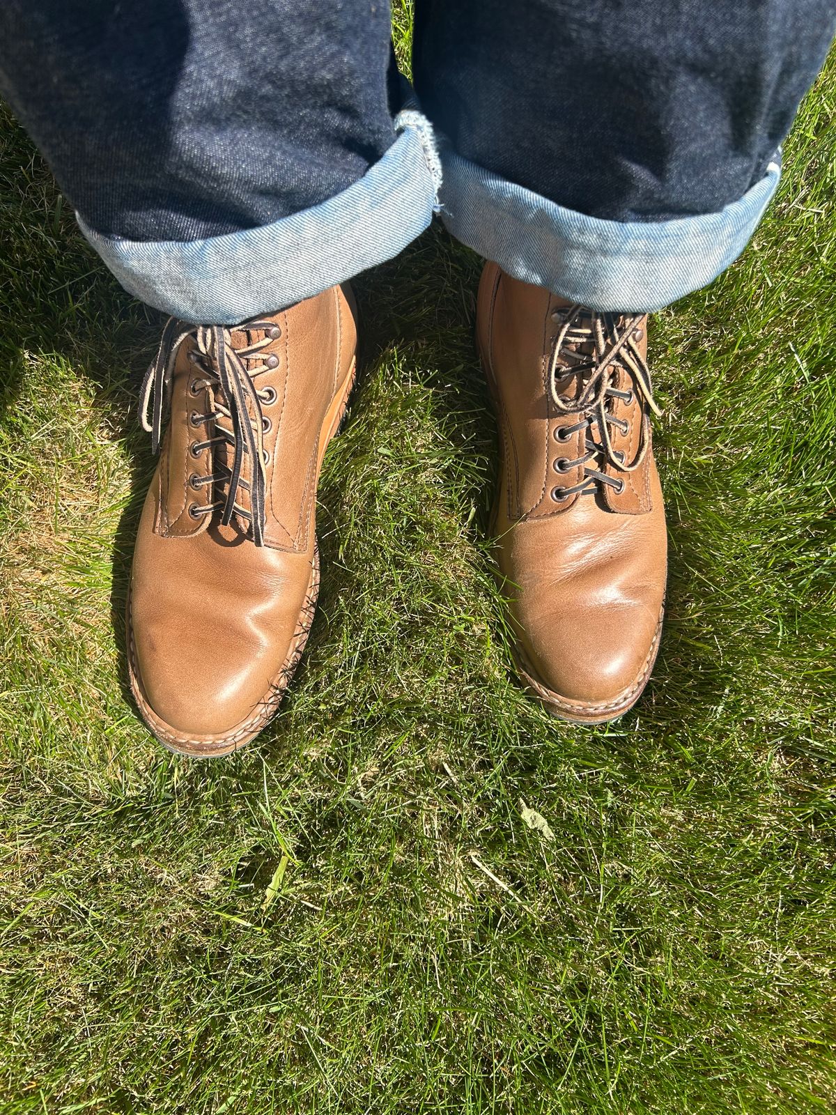 Photo by keithy on May 20, 2025 of the White's MP-M1 in Horween Natural Chromexcel.