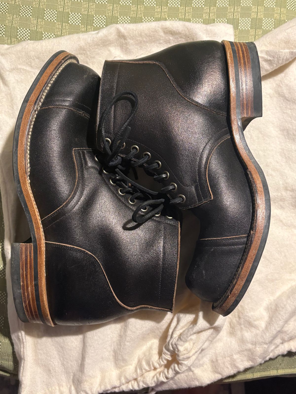 Photo by BootChemist on December 6, 2025 of the Viberg Service Boot in Horween Black Waxed Flesh.